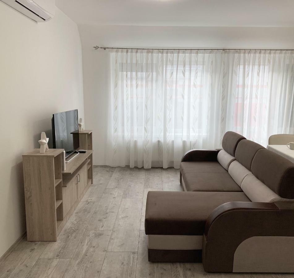Exclusive Home - C. Apartman Pécs Buitenkant foto